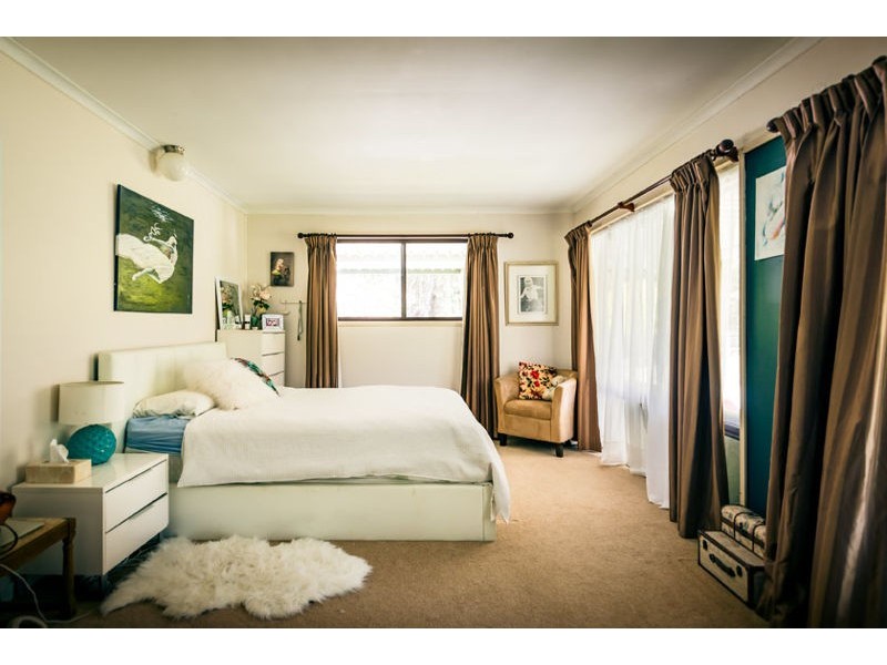 11 Brutons Road, Raleigh NSW 2454