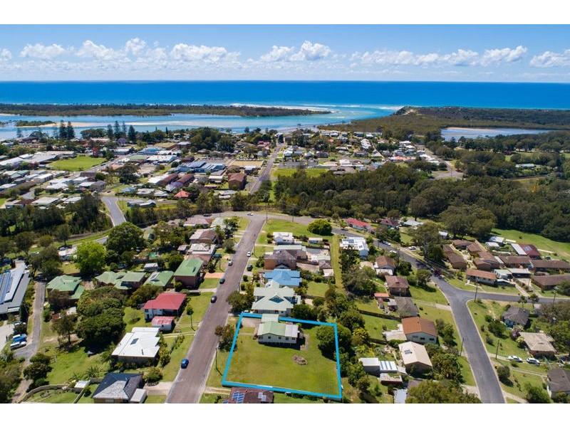 5 Newry Street, Urunga NSW 2455