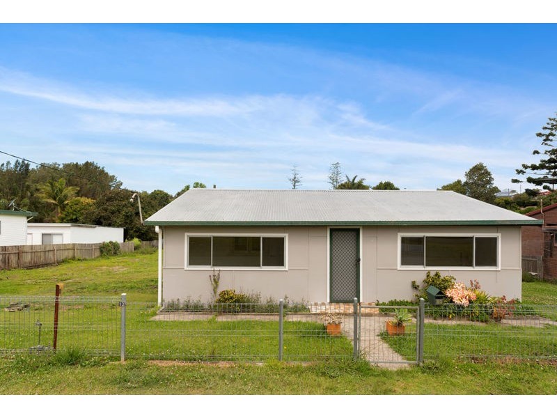 14 Lourdes Avenue, Urunga NSW 2455