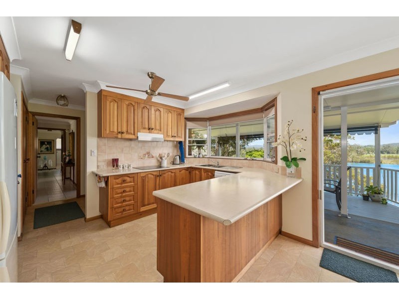 4 Sunset Place, Urunga NSW 2455