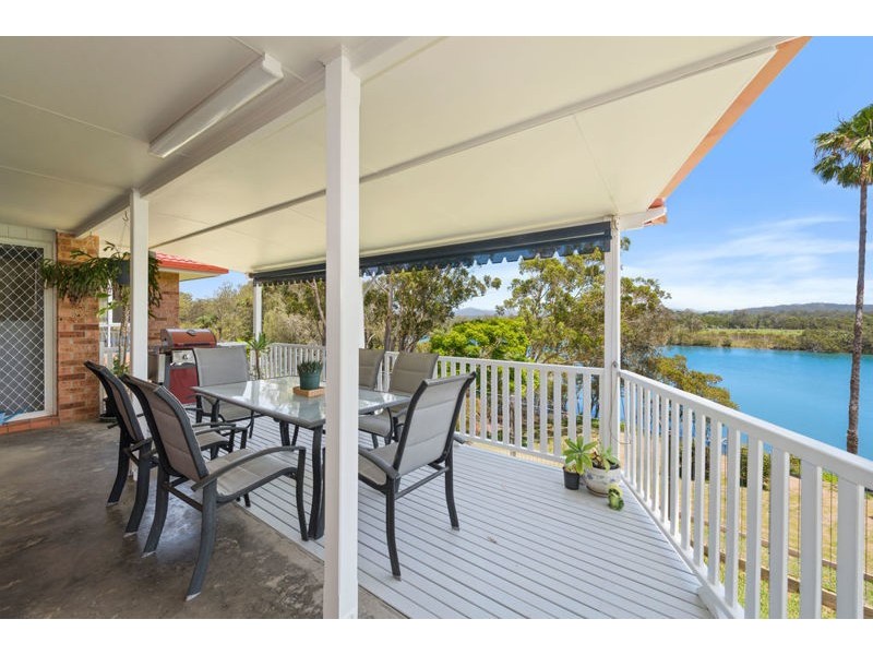 4 Sunset Place, Urunga NSW 2455