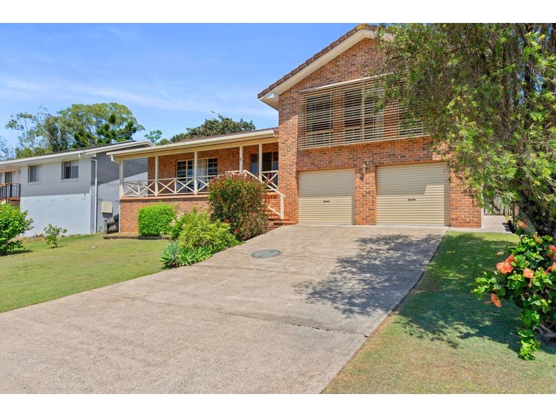 8 Rosedale Drive, Urunga NSW 2455