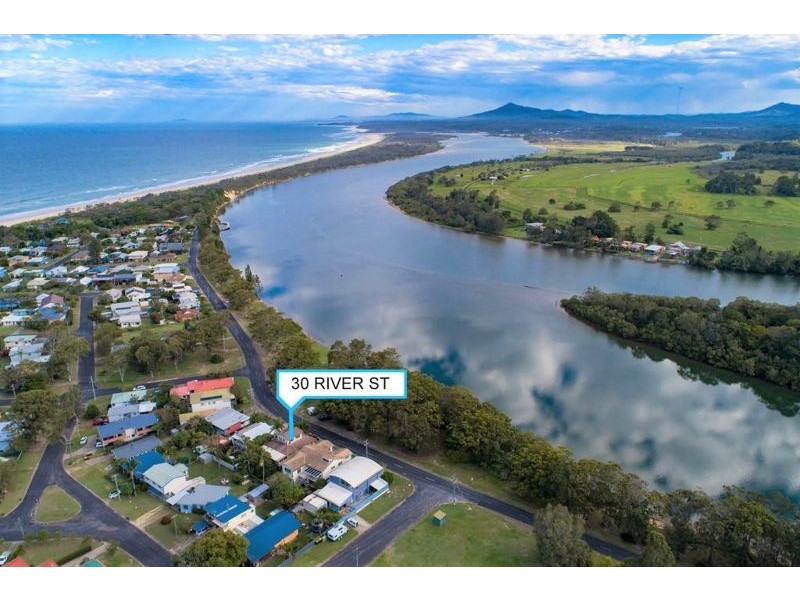 30 River Street, Mylestom NSW 2454