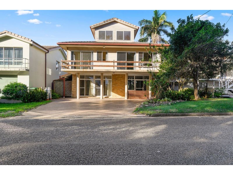 30 River Street, Mylestom NSW 2454