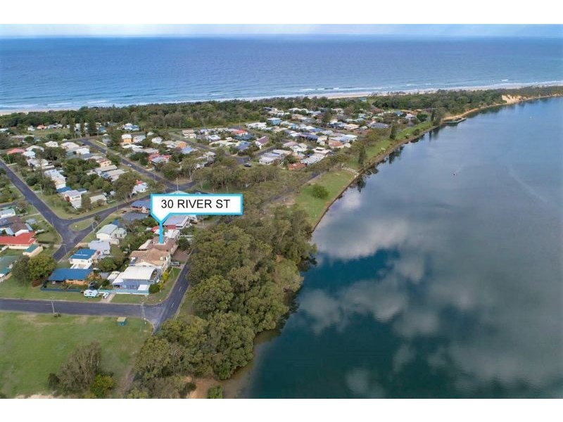 30 River Street, Mylestom NSW 2454
