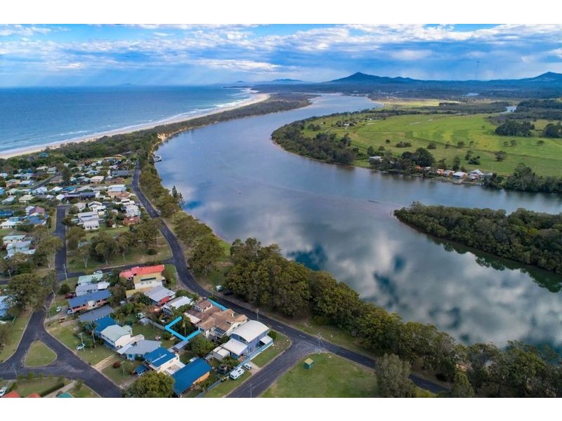 30 River Street, Mylestom NSW 2454