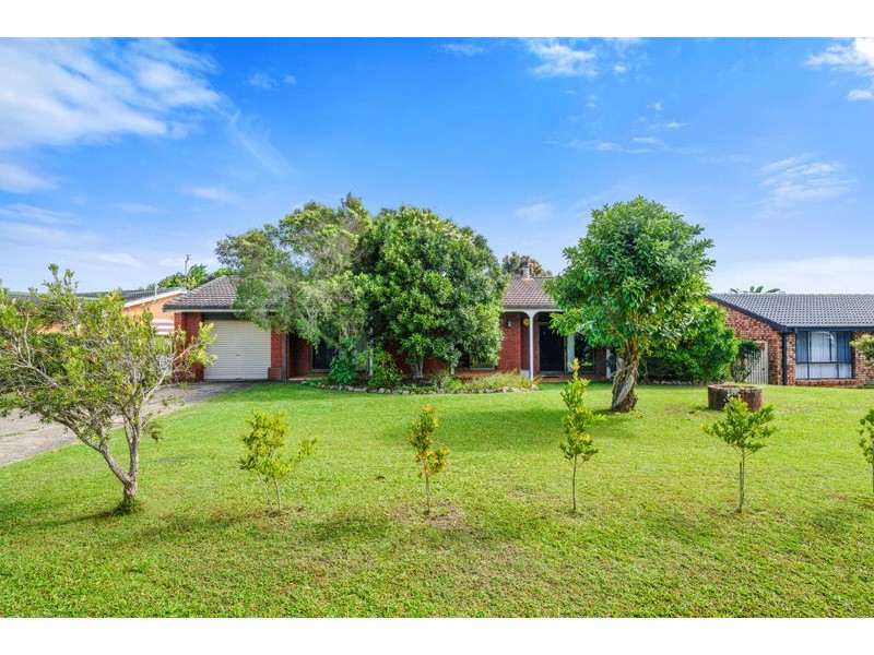 11 Rosedale Drive, Urunga NSW 2455