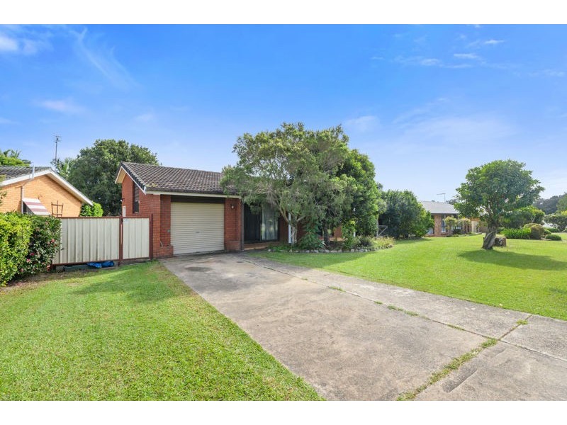11 Rosedale Drive, Urunga NSW 2455