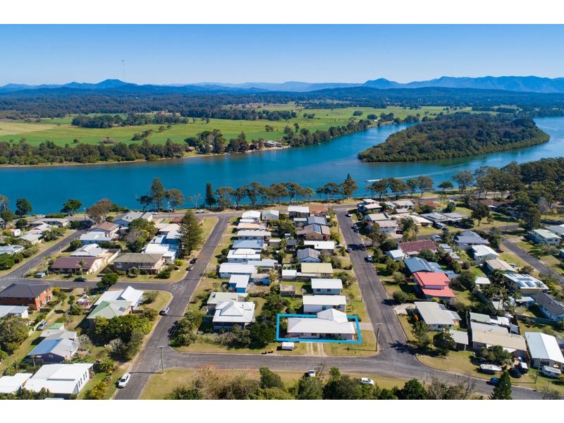 1 Wedgewood Avenue, Mylestom NSW 2454