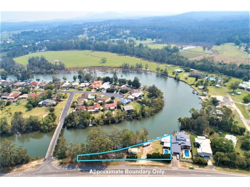 4411 Giinagay Way, Urunga NSW 2455