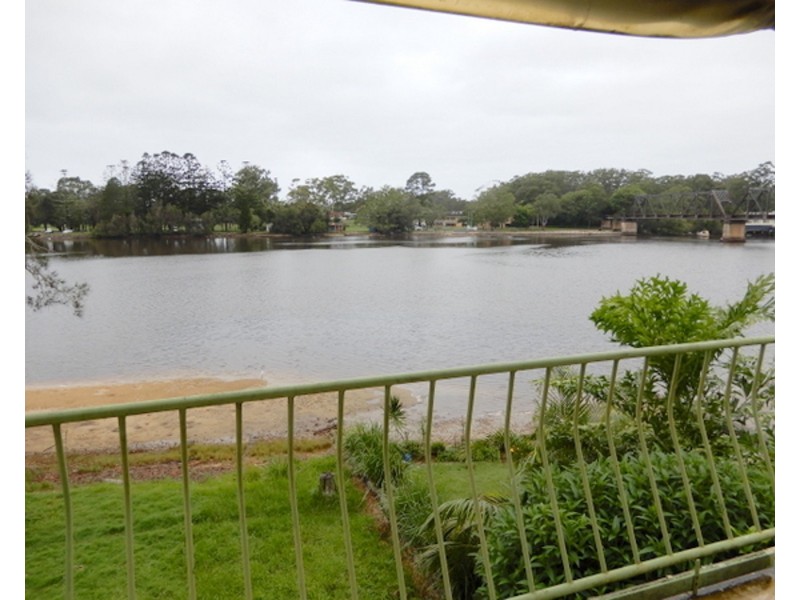 1/6 Vernon Crescent, Urunga NSW 2455