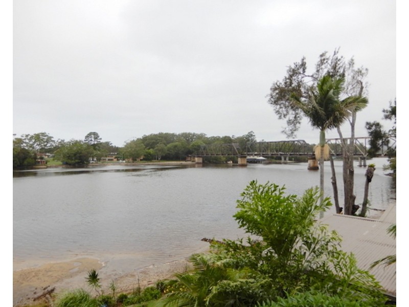 1/6 Vernon Crescent, Urunga NSW 2455