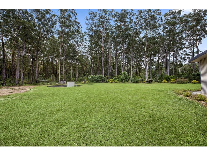 16 Koala Close, Valla NSW 2448