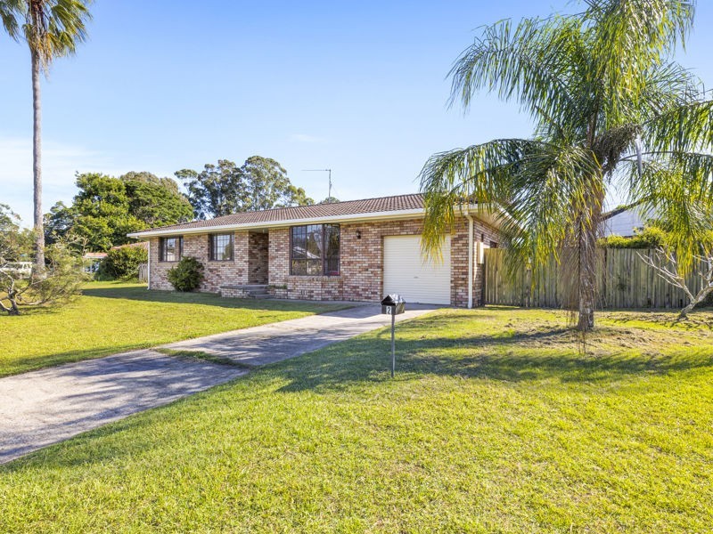 2 Elizabeth Drive, Urunga NSW 2455