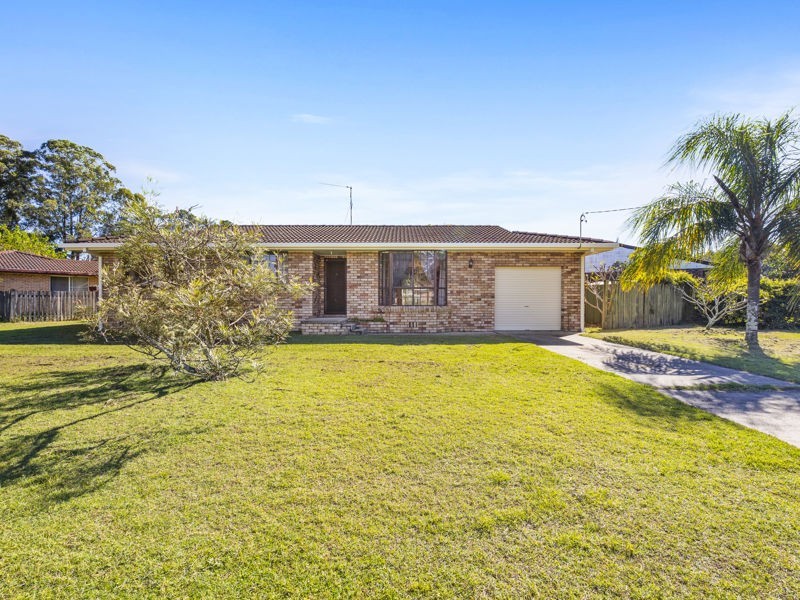 2 Elizabeth Drive, Urunga NSW 2455