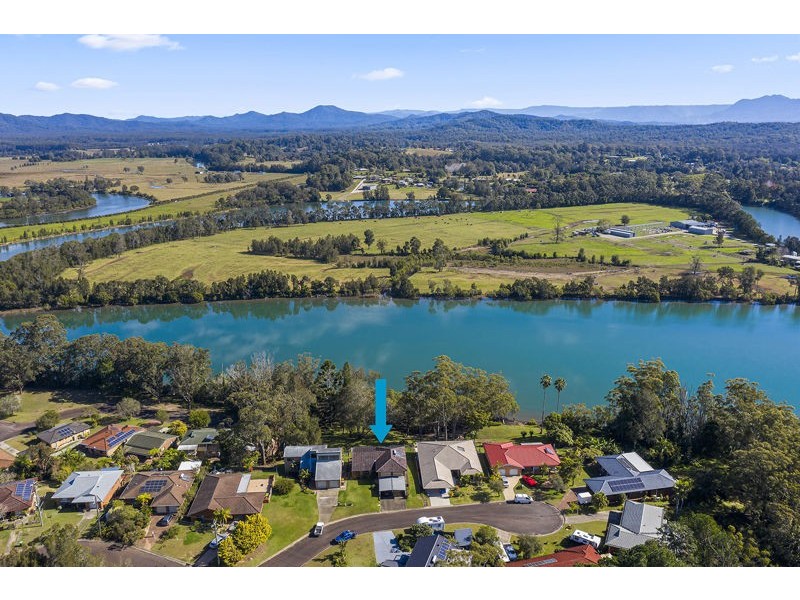 2 Sunset Place, Urunga NSW 2455