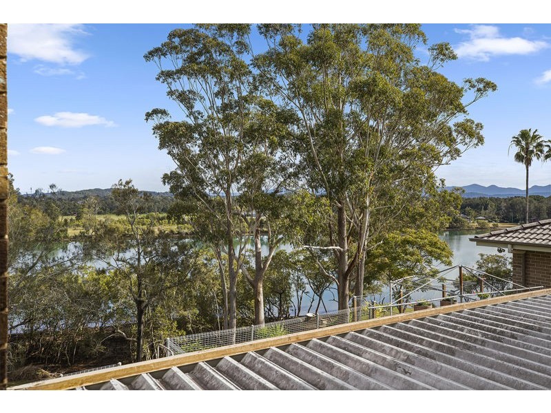2 Sunset Place, Urunga NSW 2455