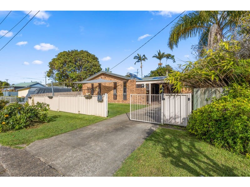 2 Moore Place, Urunga NSW 2455