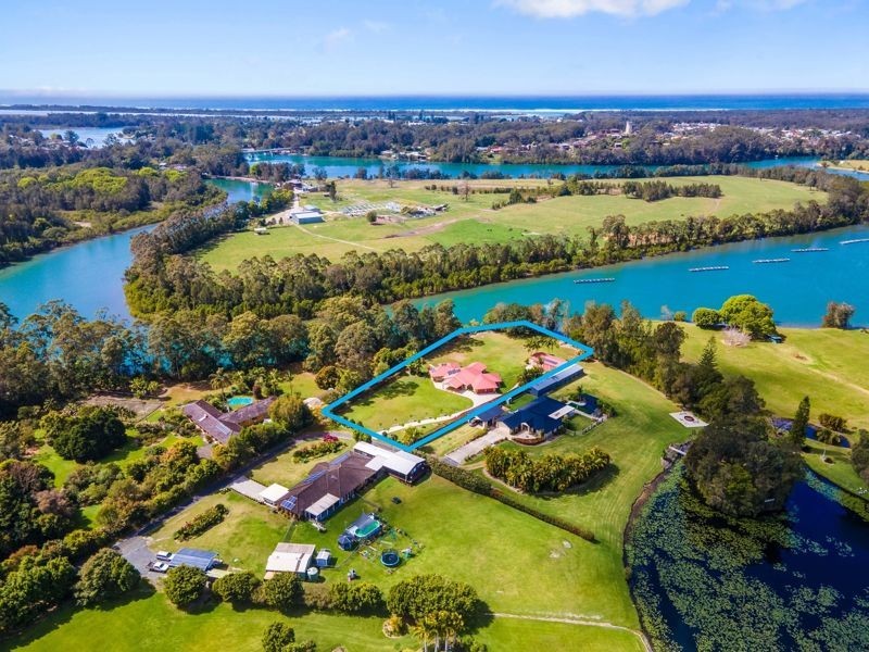 125 Newry Island Drive, Urunga NSW 2455