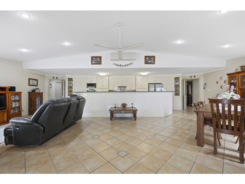 125 Newry Island Drive, Urunga NSW 2455