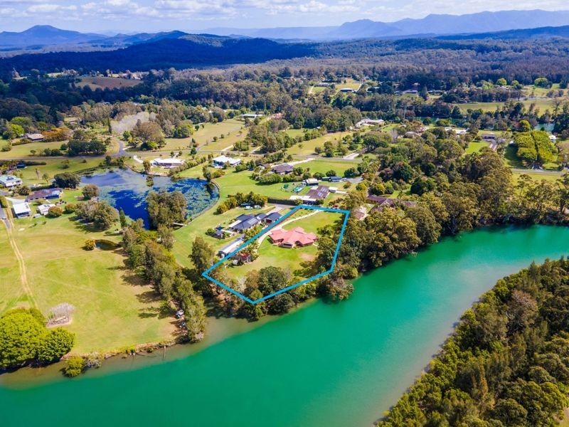 125 Newry Island Drive, Urunga NSW 2455