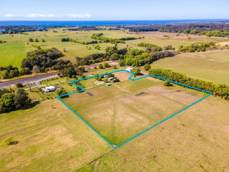 42 Victor Street Raleigh, Urunga NSW 2455