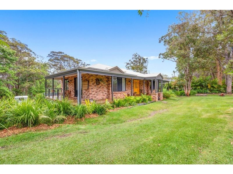 8 Odalberree Drive, Hungry Head, Urunga NSW 2455
