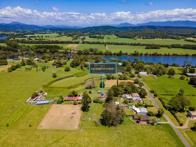 5 Elizabeth Street, Raleigh NSW 2454