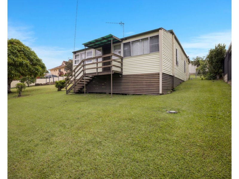 4 Bonville Street, Urunga NSW 2455