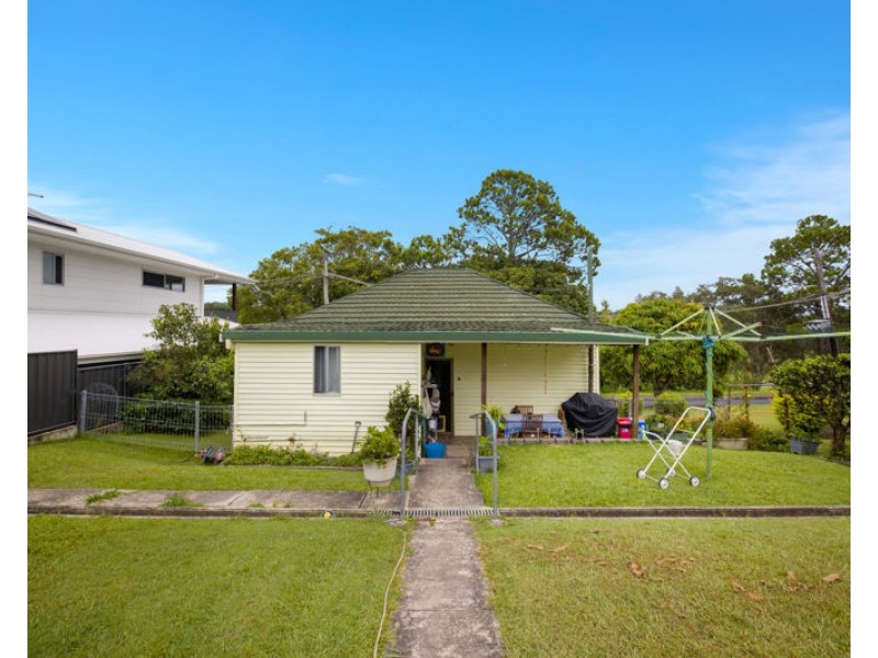 4 Bonville Street, Urunga NSW 2455