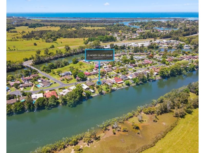 15 Newry Island Drive, Urunga NSW 2455
