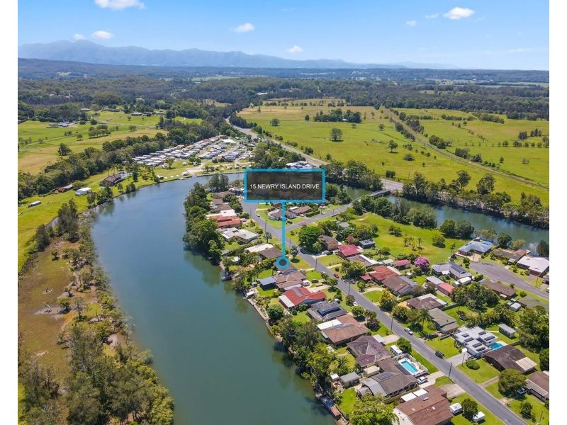 15 Newry Island Drive, Urunga NSW 2455