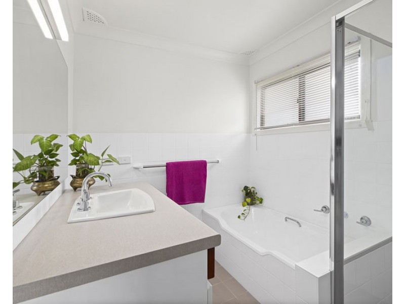 16 Moore Place, Urunga NSW 2455