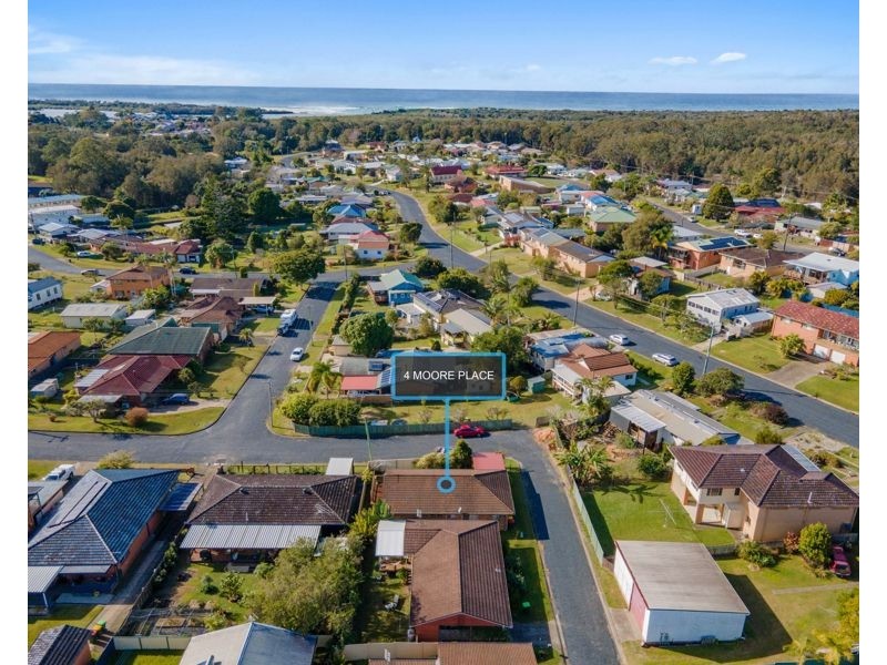 4 Moore Place, Urunga NSW 2455