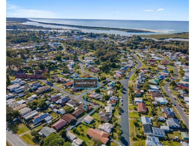 4 Moore Place, Urunga NSW 2455
