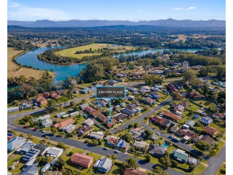 4 Moore Place, Urunga NSW 2455