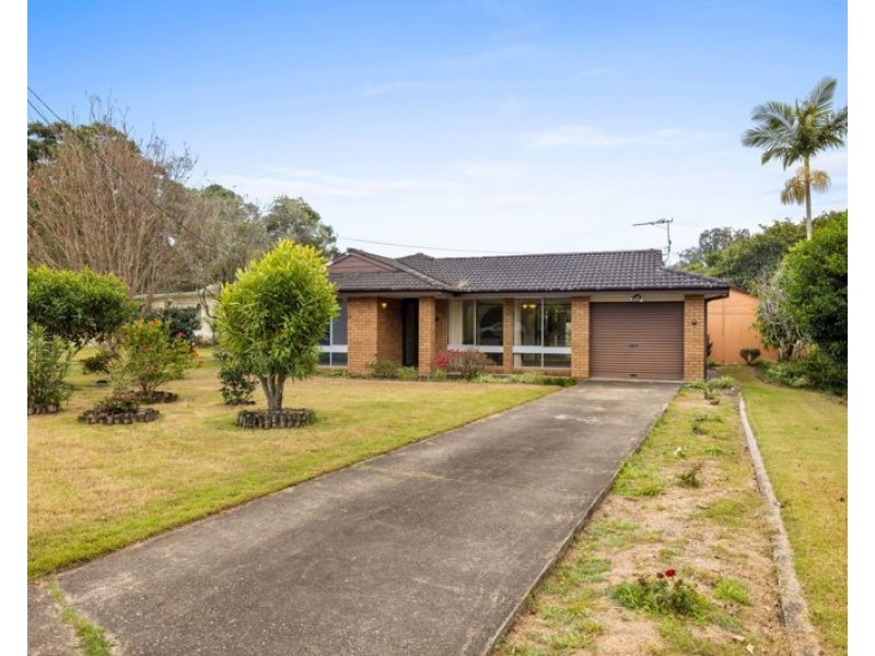 4 Yellow Rock Road, Urunga NSW 2455