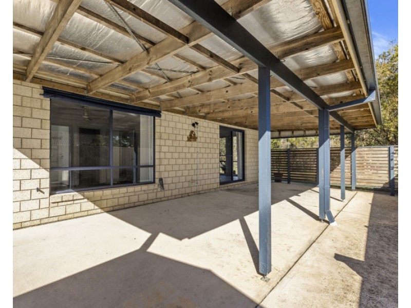 28 Lake Court, Urunga NSW 2455