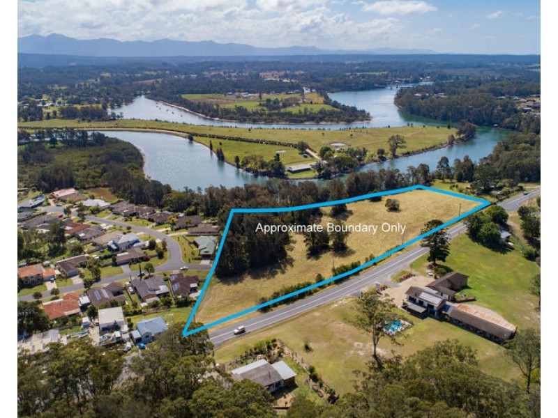 4 Riverwood Place, Urunga NSW 2455