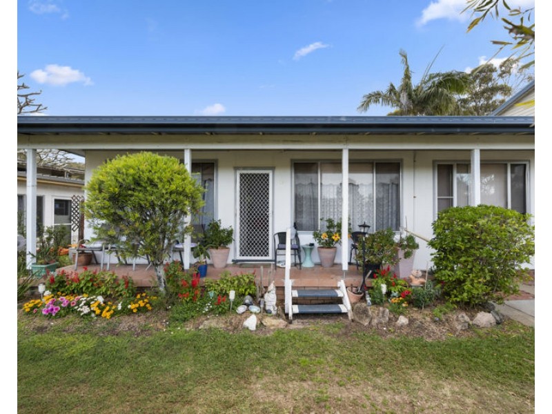 15 Rowley Street, Mylestom NSW 2454