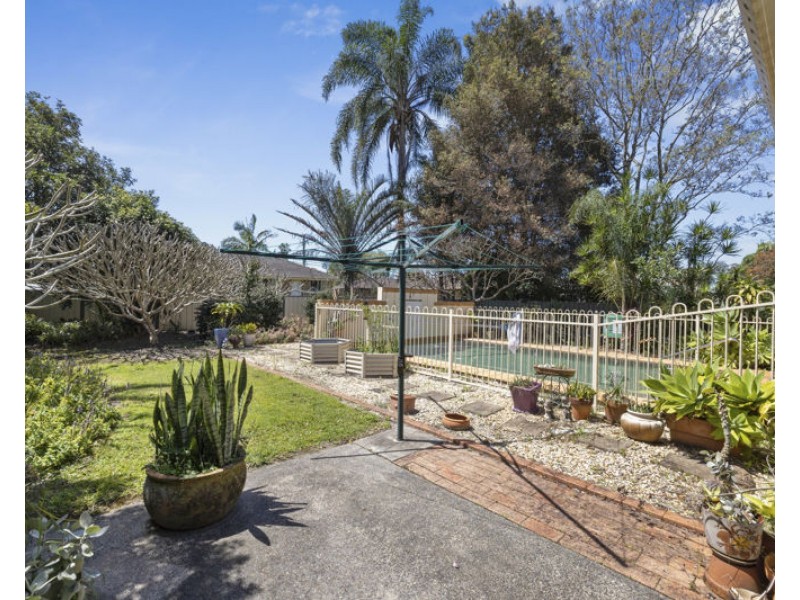 6 Yellow Rock Road, Urunga NSW 2455