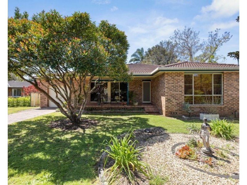 6 Yellow Rock Road, Urunga NSW 2455