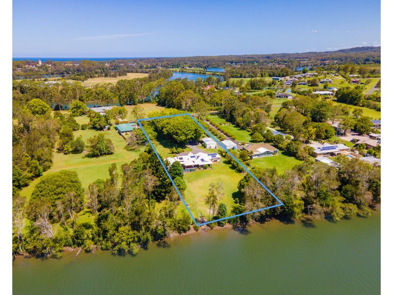 108 Newry Island Drive, Urunga NSW 2455