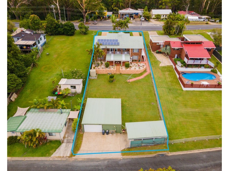 4242 Giinagay Way, Urunga NSW 2455
