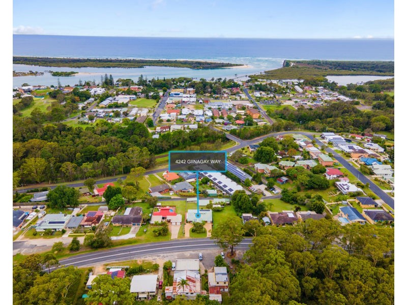 4242 Giinagay Way, Urunga NSW 2455
