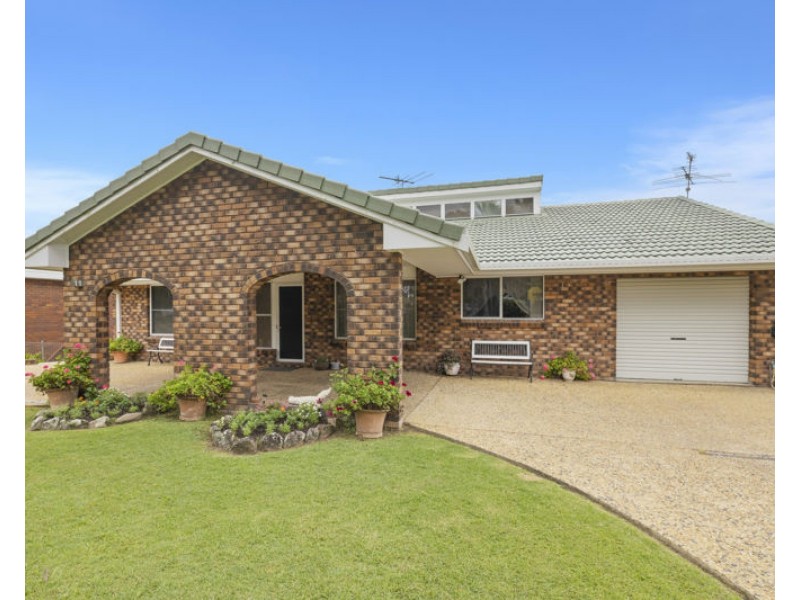 4242 Giinagay Way, Urunga NSW 2455