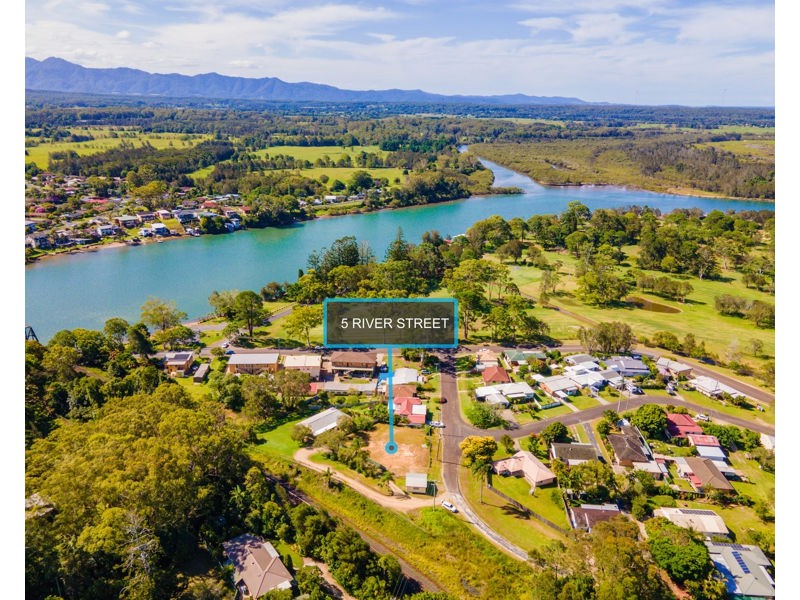 5 River Street, Urunga NSW 2455