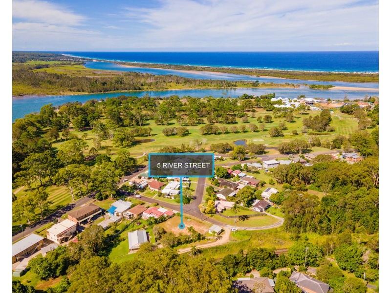 5 River Street, Urunga NSW 2455
