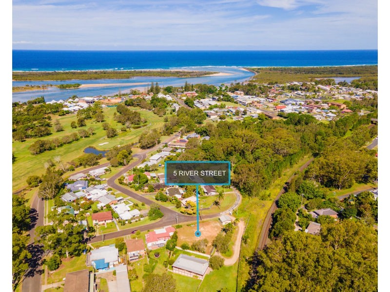 5 River Street, Urunga NSW 2455