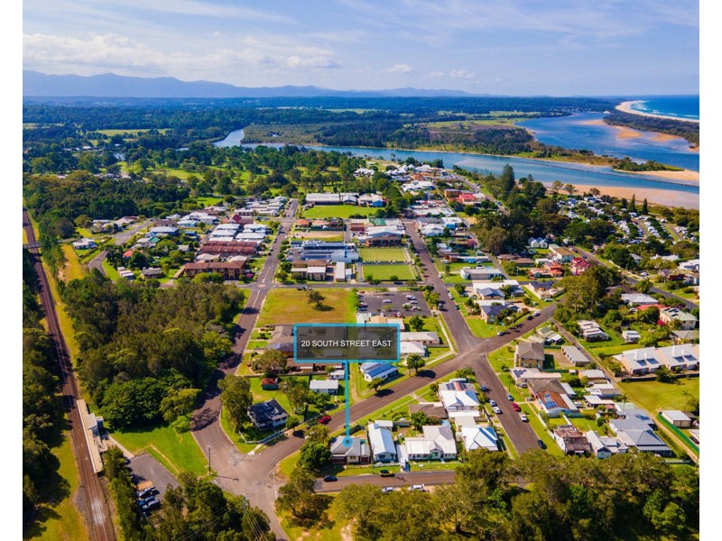 20 South Street East, Urunga NSW 2455